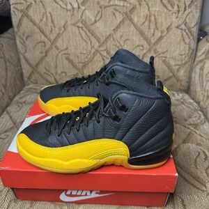 Nike Air Jordan 12‎ Retro Black University Gold 4.5Y Womens 6 153265-070 No Box